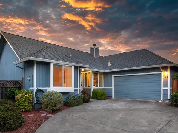 932 Wood Sorrel Drive, Petaluma, CA 94954