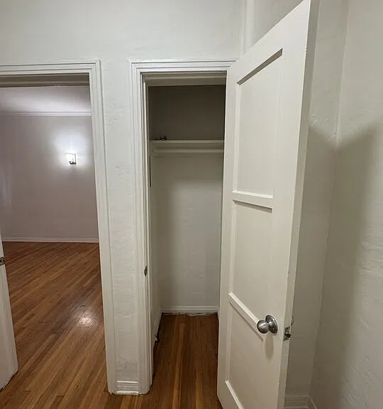 264 S Reeves Dr #101 — Photo 13