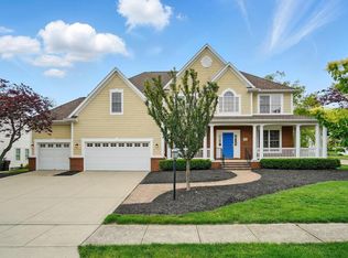 273 Blue Jacket Cir, Pickerington, OH 43147