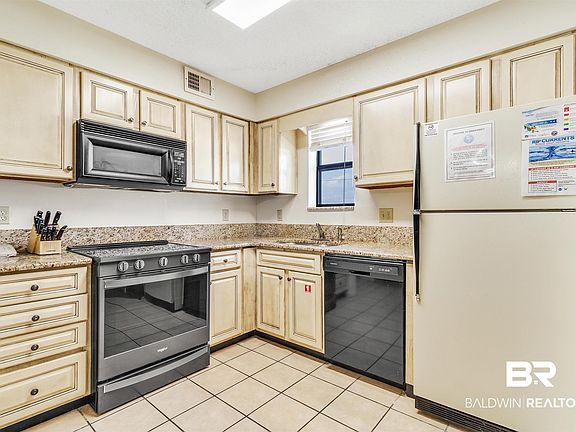 2nd image of 1069 W Beach Blvd #9-C