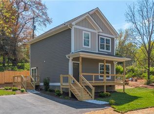 12 Apple Ln, Asheville, NC 28804