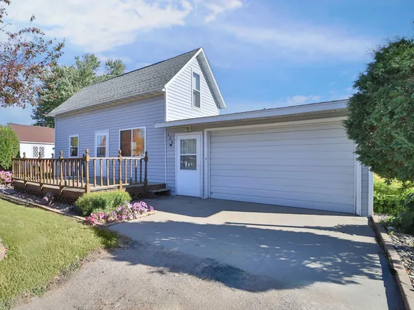 420 N Main St, Hewitt, MN 56453