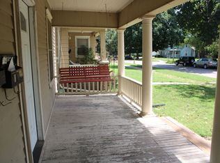 910 Humboldt St, Manhattan, KS 66502