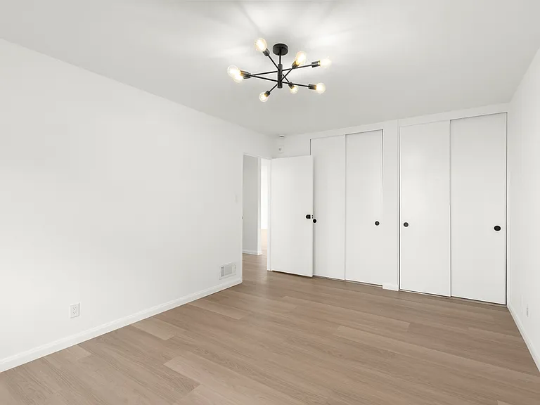 70 Crestline Dr #11 — Photo 23