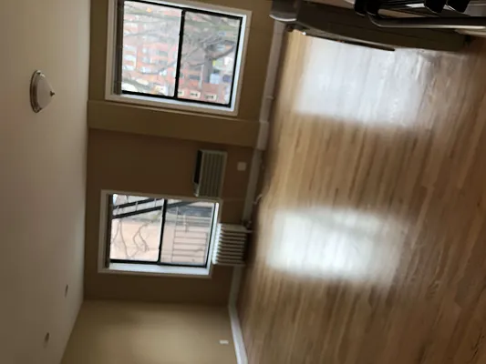 Rented by Voro, LLC | media 10