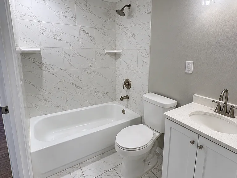 901 Bessie St — Photo 13
