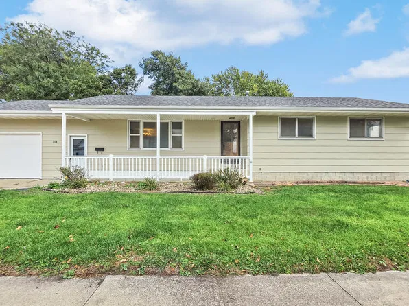 1104 2nd St, Gowrie, IA 50543