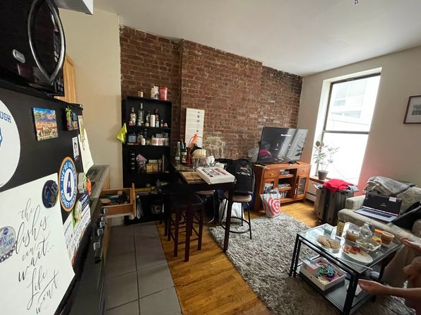 449 W 37th St APT 2RW