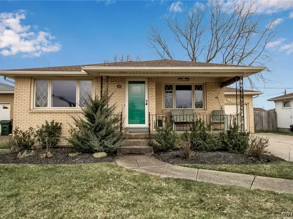 148 Barnabas Dr, Depew, NY 14043