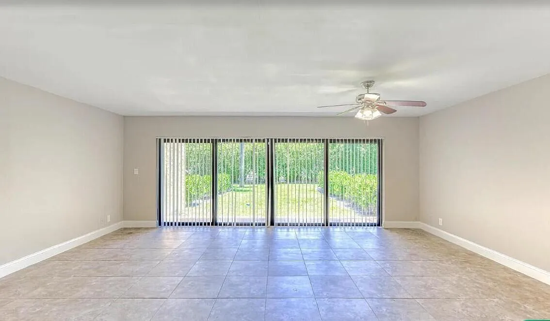 3 bed, 2.5 bath, 2120 sqft, $3,500 — Photo 3
