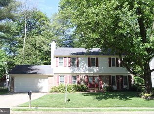 5220 Dunleigh Dr, Burke, VA 22015