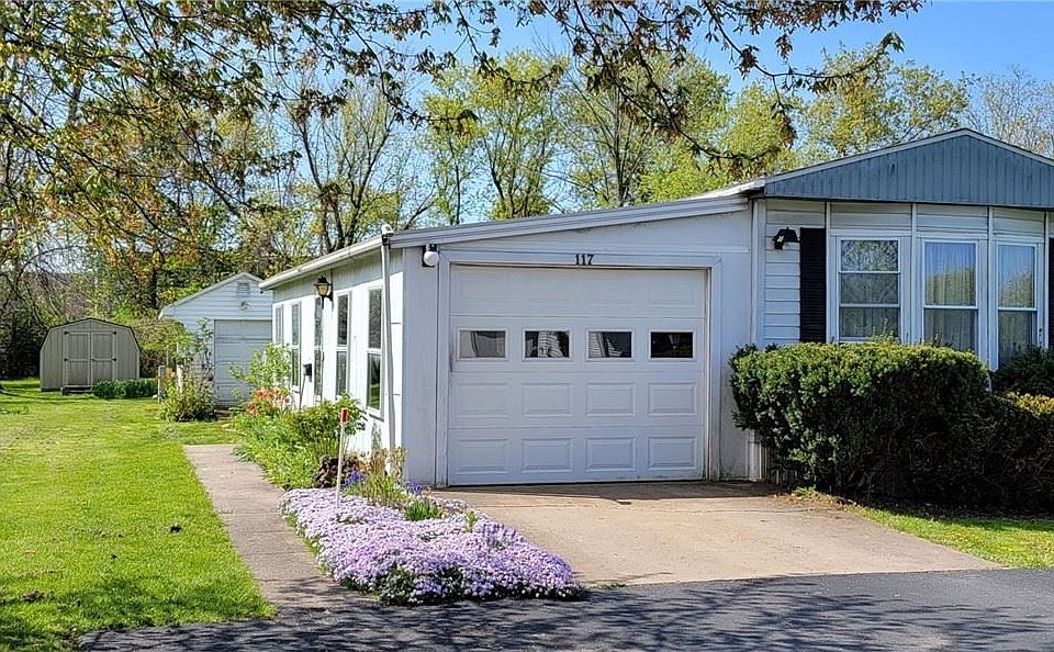 1st image of 117 Lakewood Vlg