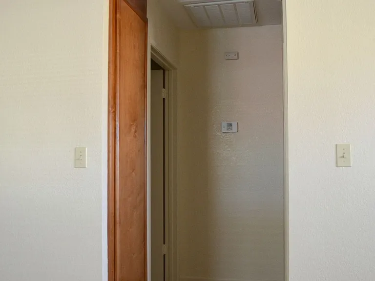 17502 Sequoia St — Photo 13