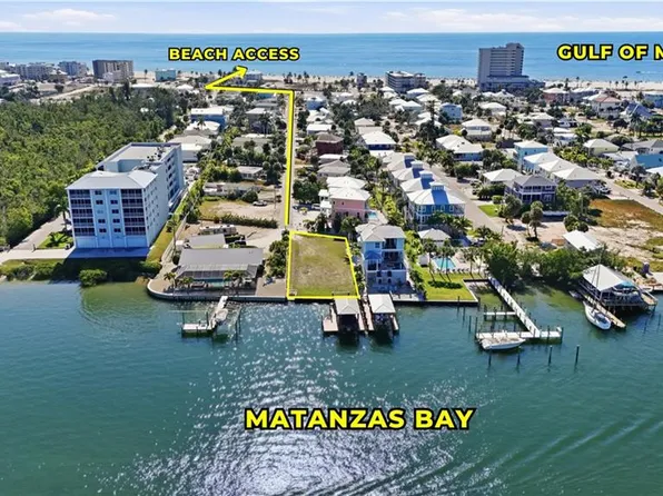 327 Fairweather LN, FORT MYERS BEACH, FL 33931