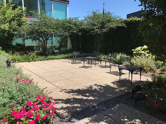 3rd image of 800 Elgin Rd APT 1402