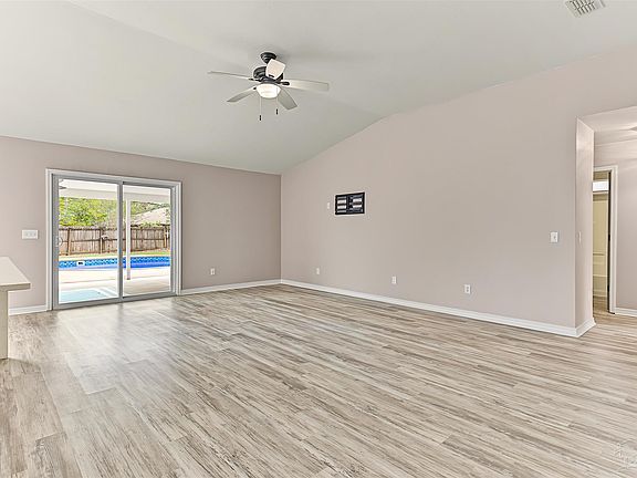 4th image of 2266 Liberty Loop Rd