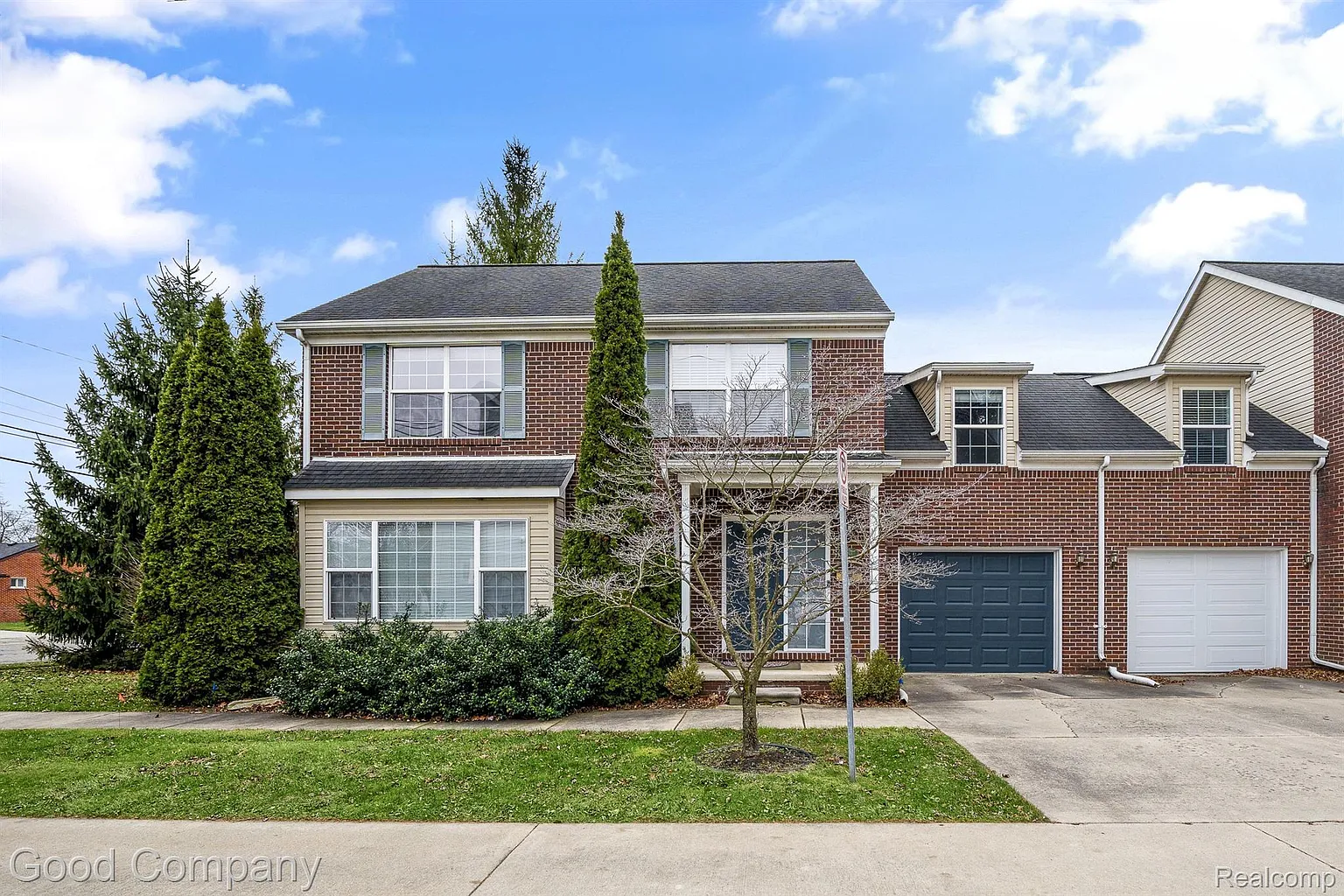 3811 Rochester Rd photo 1