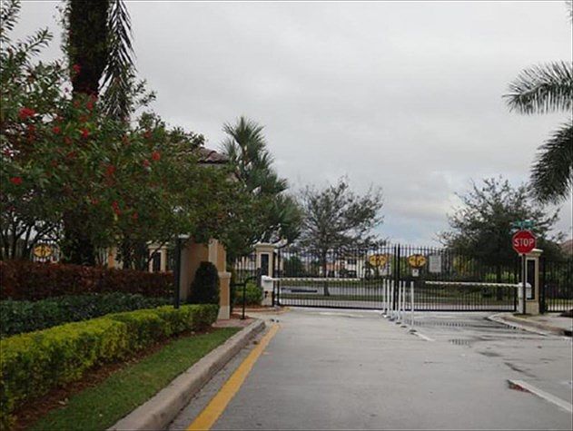 1st image of 10463 SW 54th St