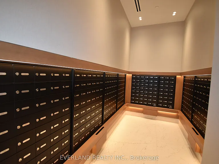 1185 Dupont St #1105 — Photo 5