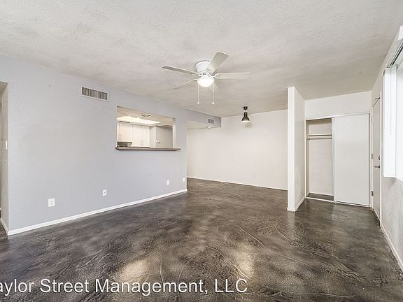 4th image of 3311 N 18th St APT 09