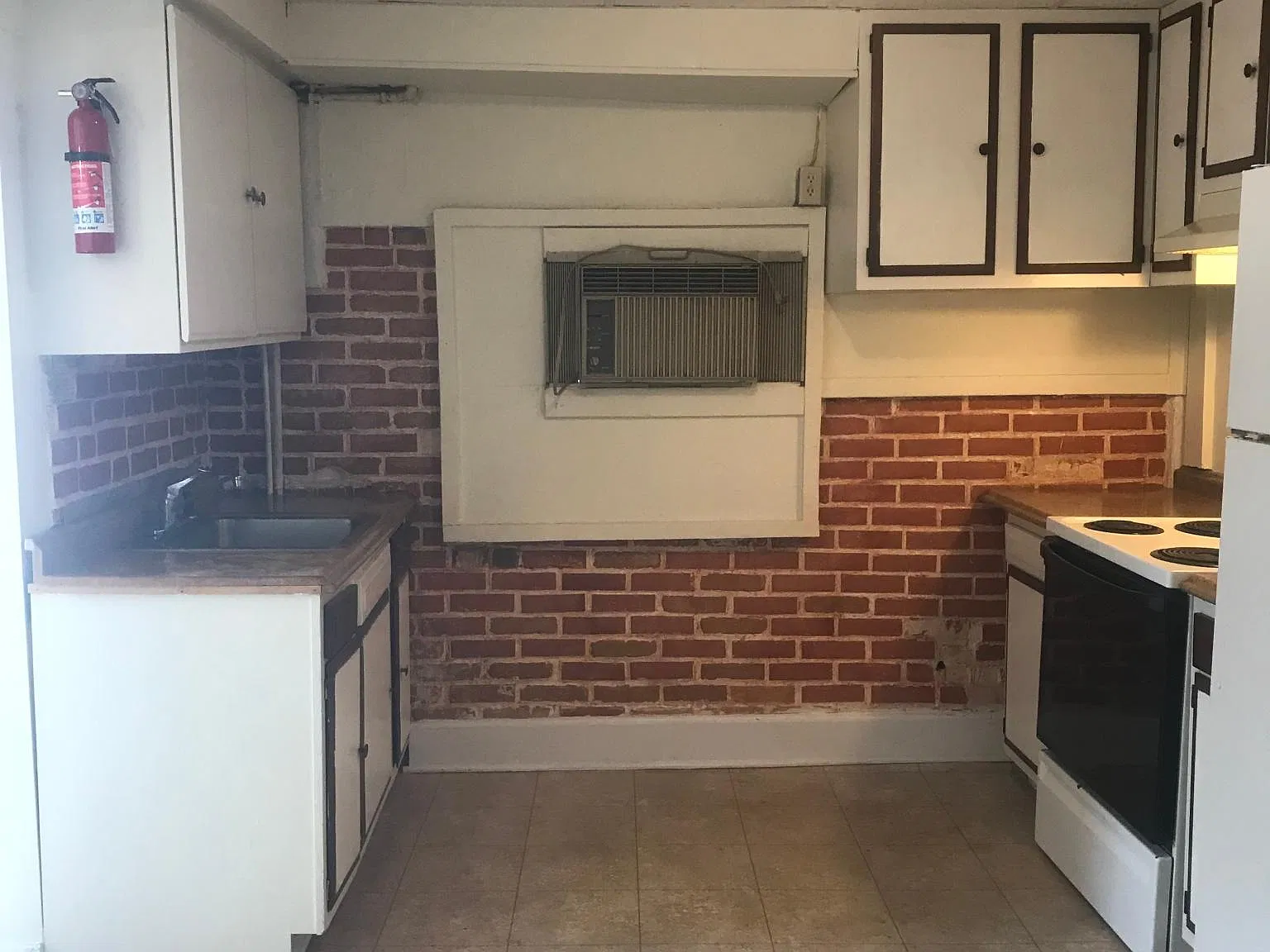 1 bed, 800 sqft, $1,100 — Photo 2