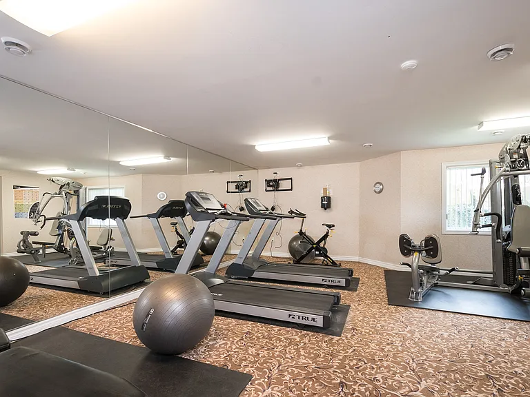 600 Proudfoot Ln #610 — Photo 11