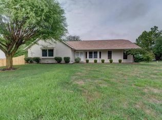 841 Tower Park Dr, Saint Charles, MO