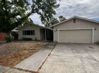 910 Sierra View Cir, Auburn, CA
