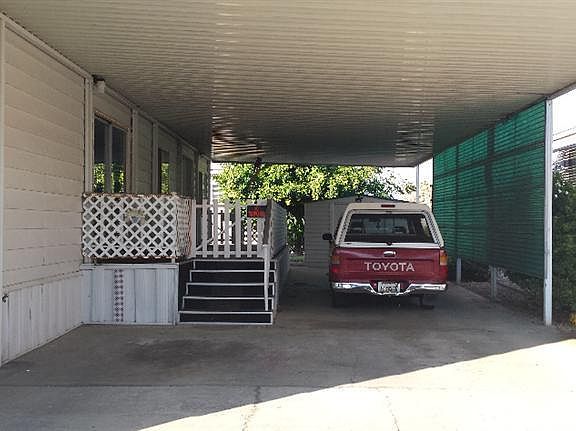 3rd image of 19690 N Highway 99 Unit 78
