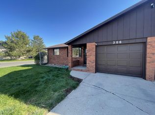 306 W 47th St, Loveland, CO 80538
