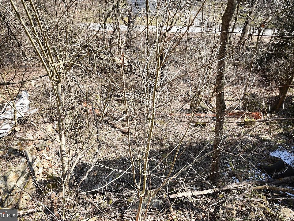 2nd image of 774 Wagontown Rd