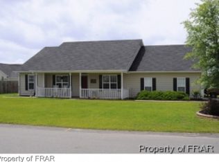 107 Huntington Dr, Raeford, NC 28376