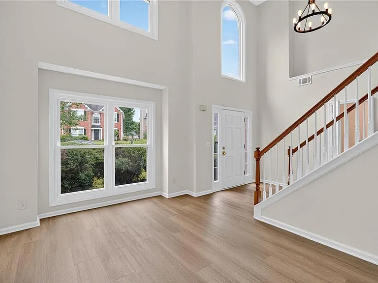 2845 Factor Walk Blvd — Photo 7