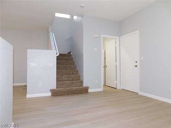 5th image of 6444 Raven Hall St