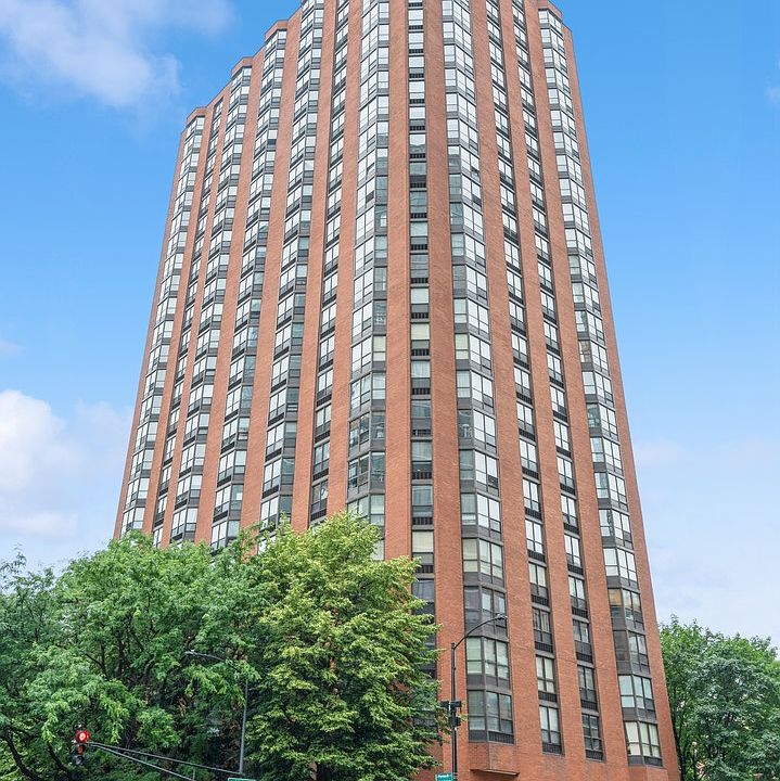 1st image of 899 S Plymouth Ct APT 1508