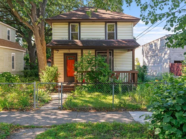 946 27th Ave NE, Minneapolis, MN 55418