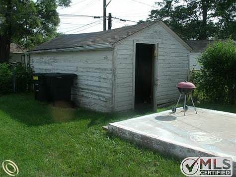 10113 CURTIS GARAGE VIEW.JPG