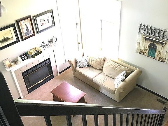 3rd image of 611 Berkshire Dr