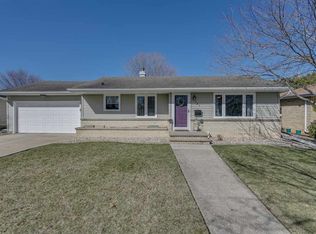 328 S Linda St, Kimberly, WI 54136