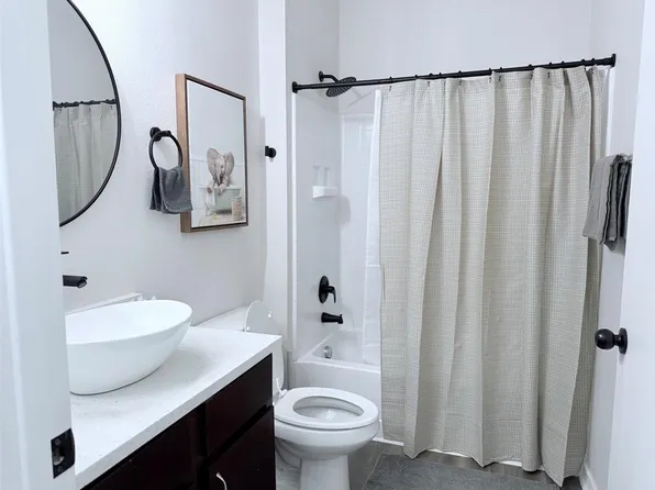 251 W Miller Ave Unit 302, Stillwater, OK 74075