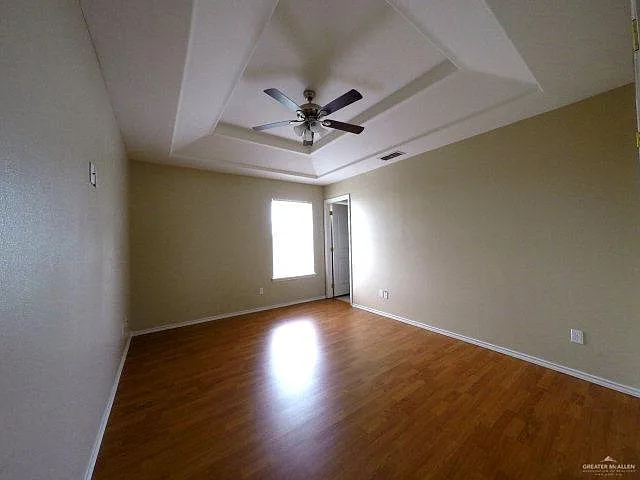 400 S 49th St #3 — Photo 12