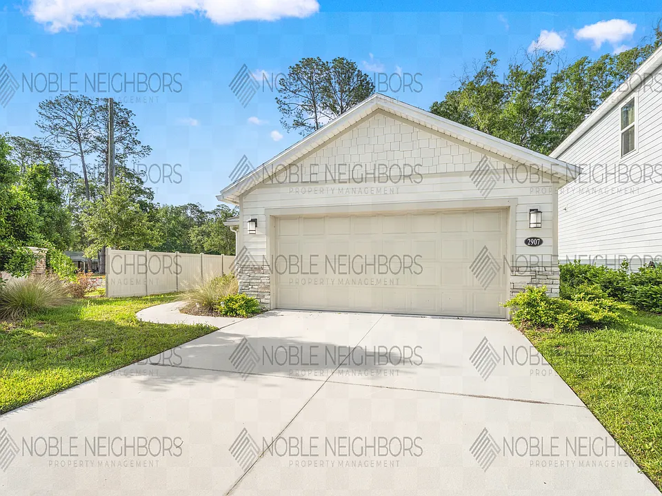 2907 Lucille Ln