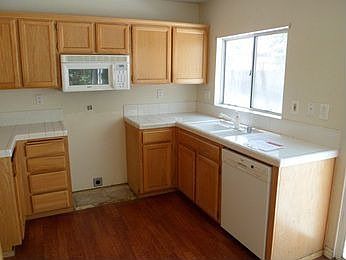 5th image of 1462 Hoboken Dr