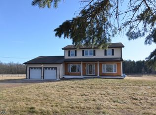 541 Oak Grove Rd, Frenchtown, NJ 08825