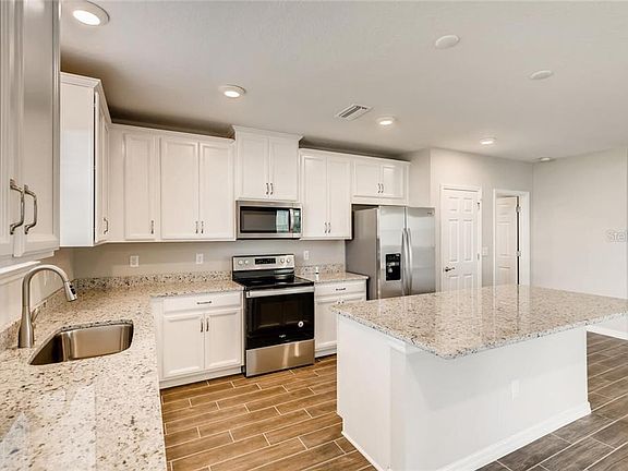 2nd image of 13443 Palmera Vista Dr #331