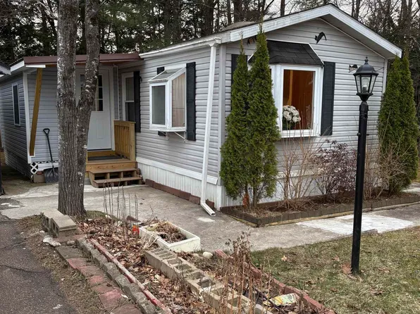 51 Gaslight Road #51, Tilton, NH 03276