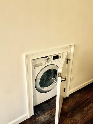 Rented by Bank Neary | media 32