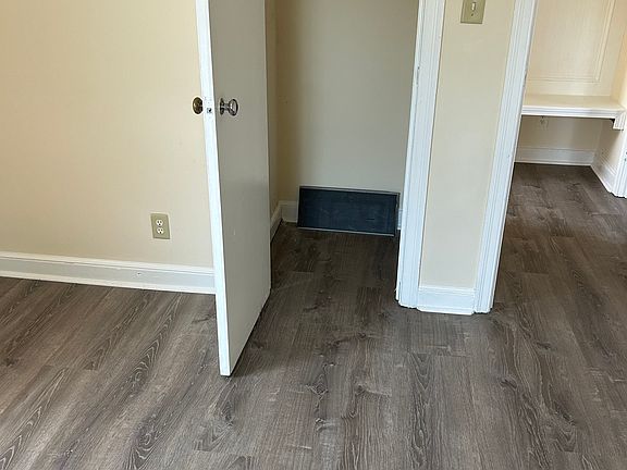 4th image of 3565 Admiral Dr #2