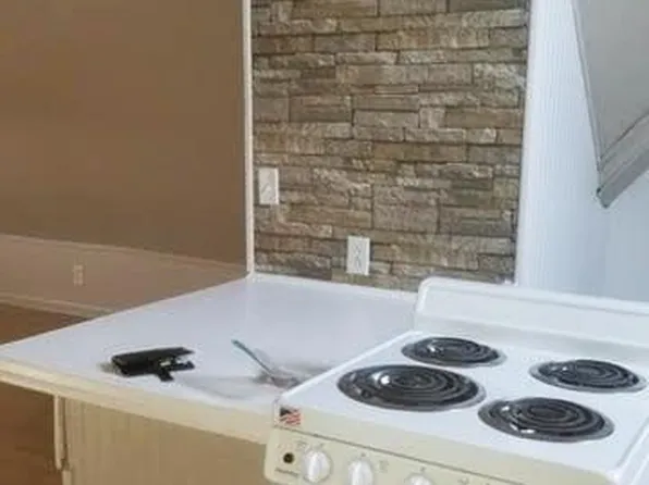 428 New Castle St APT 3, Butler, PA 16001