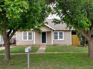 1145 Elm St, Colorado City, TX 79512